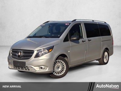 2021 Mercedes-Benz Metris Passenger Van Standard Roof 126" Wheelbase