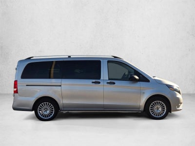 2021 Mercedes-Benz Metris Passenger Van Standard Roof 126" Wheelbase