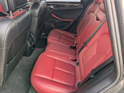 2016 Porsche Macan AWD 4dr S