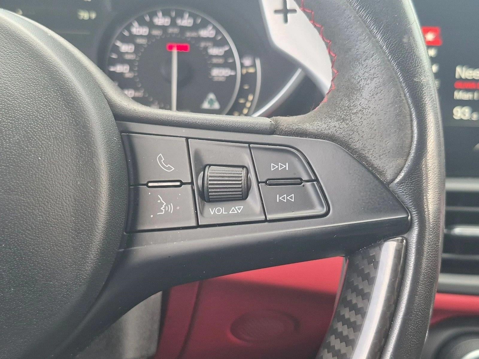 2018 Alfa Romeo Giulia Quadrifoglio RWD