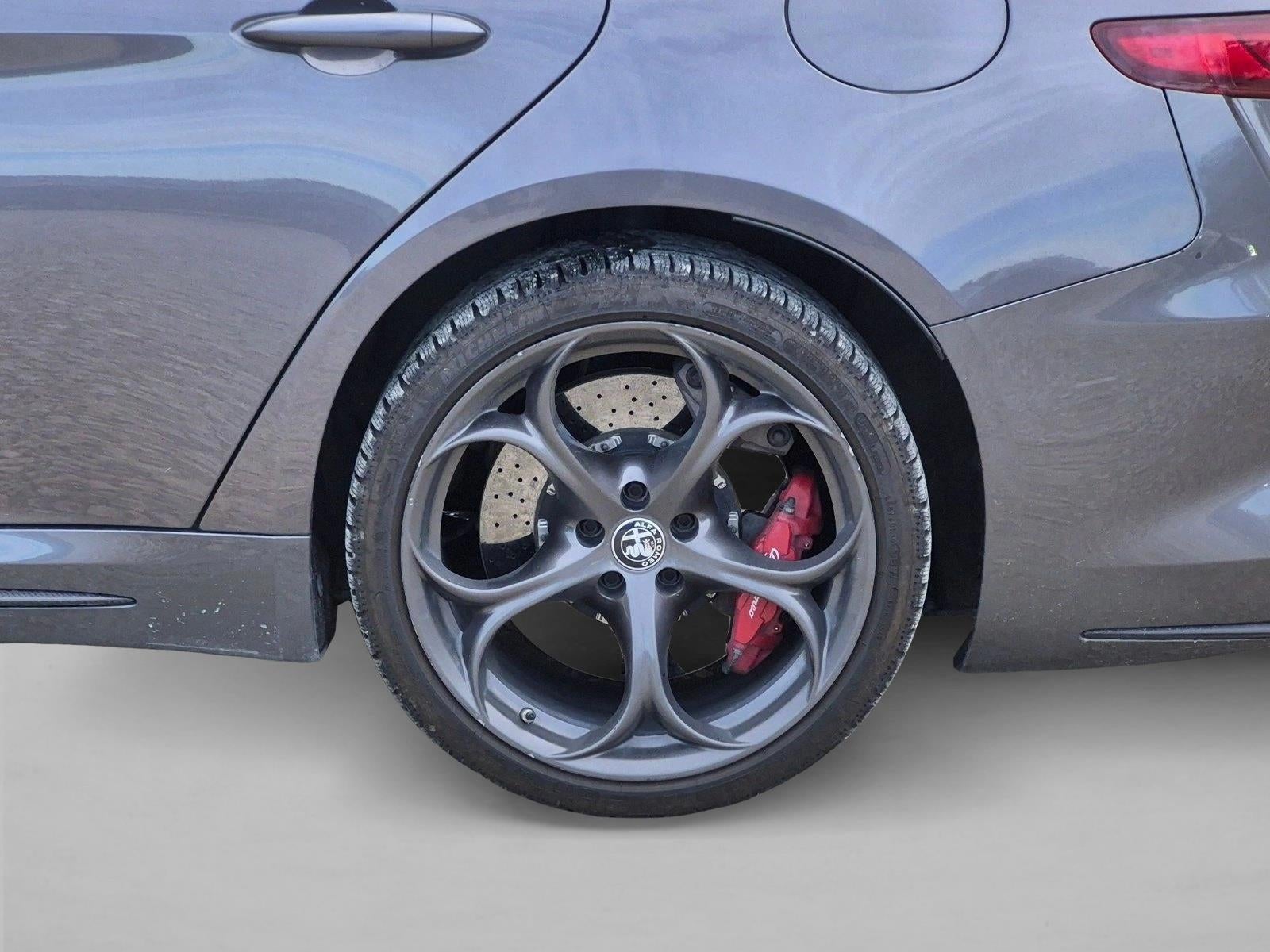 2018 Alfa Romeo Giulia Quadrifoglio RWD