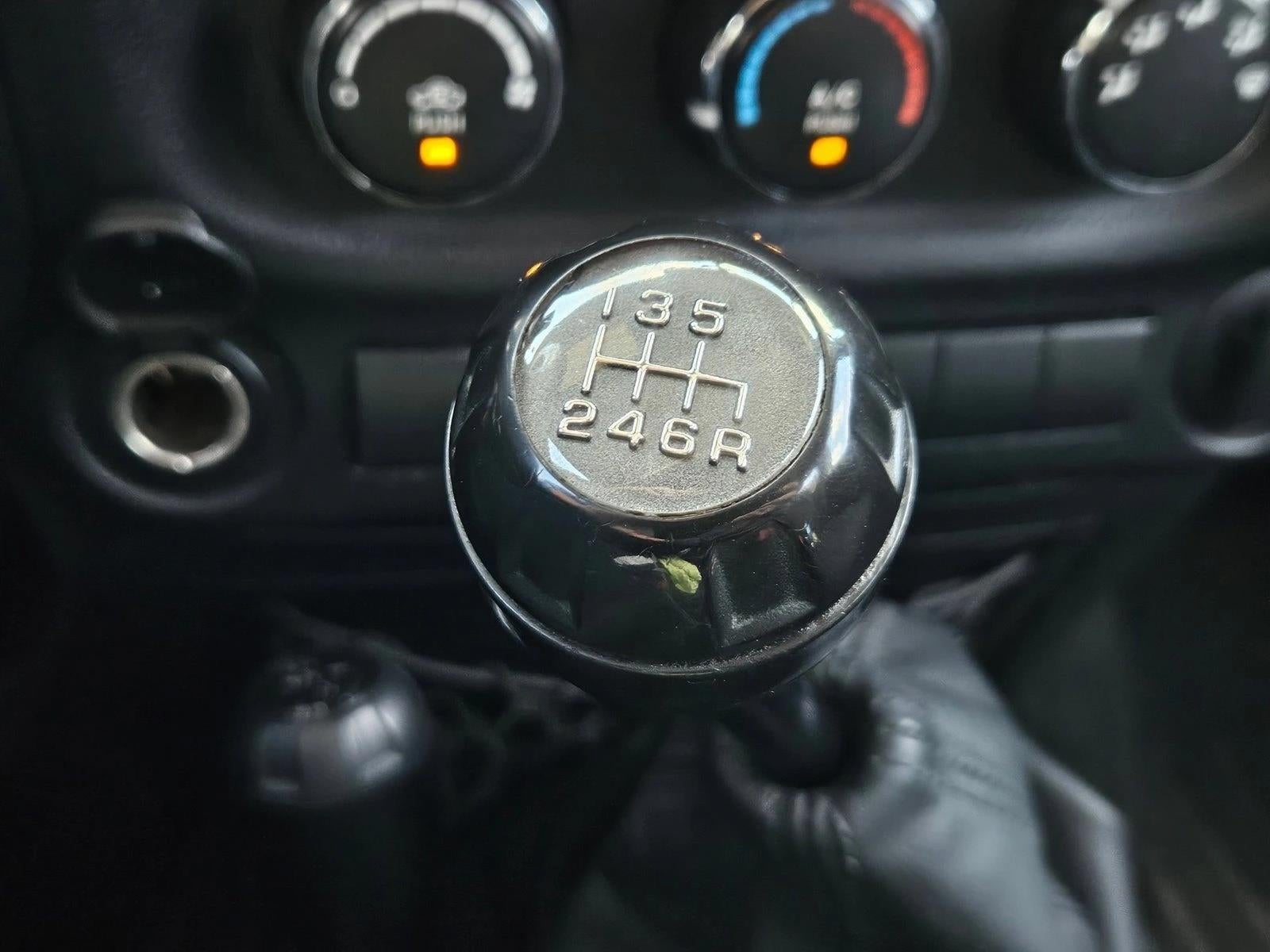 2012 Jeep Wrangler Unlimited 4WD 4dr Sport