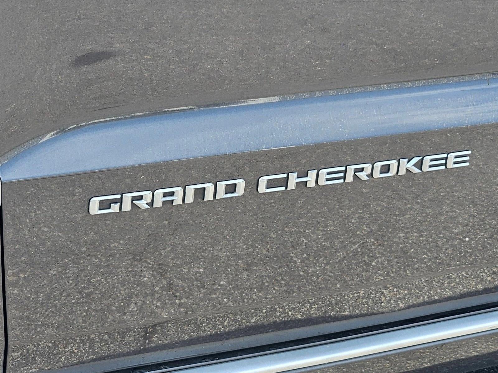 2015 Jeep Grand Cherokee 4WD 4dr Summit