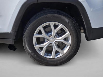 2023 Jeep Grand Cherokee Limited 4x2