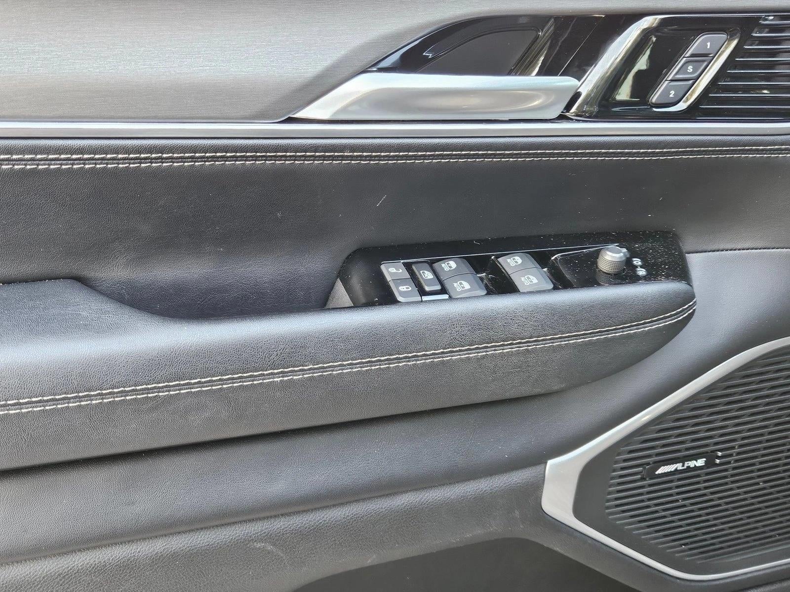 2024 Jeep Wagoneer Series II Carbide 4x4