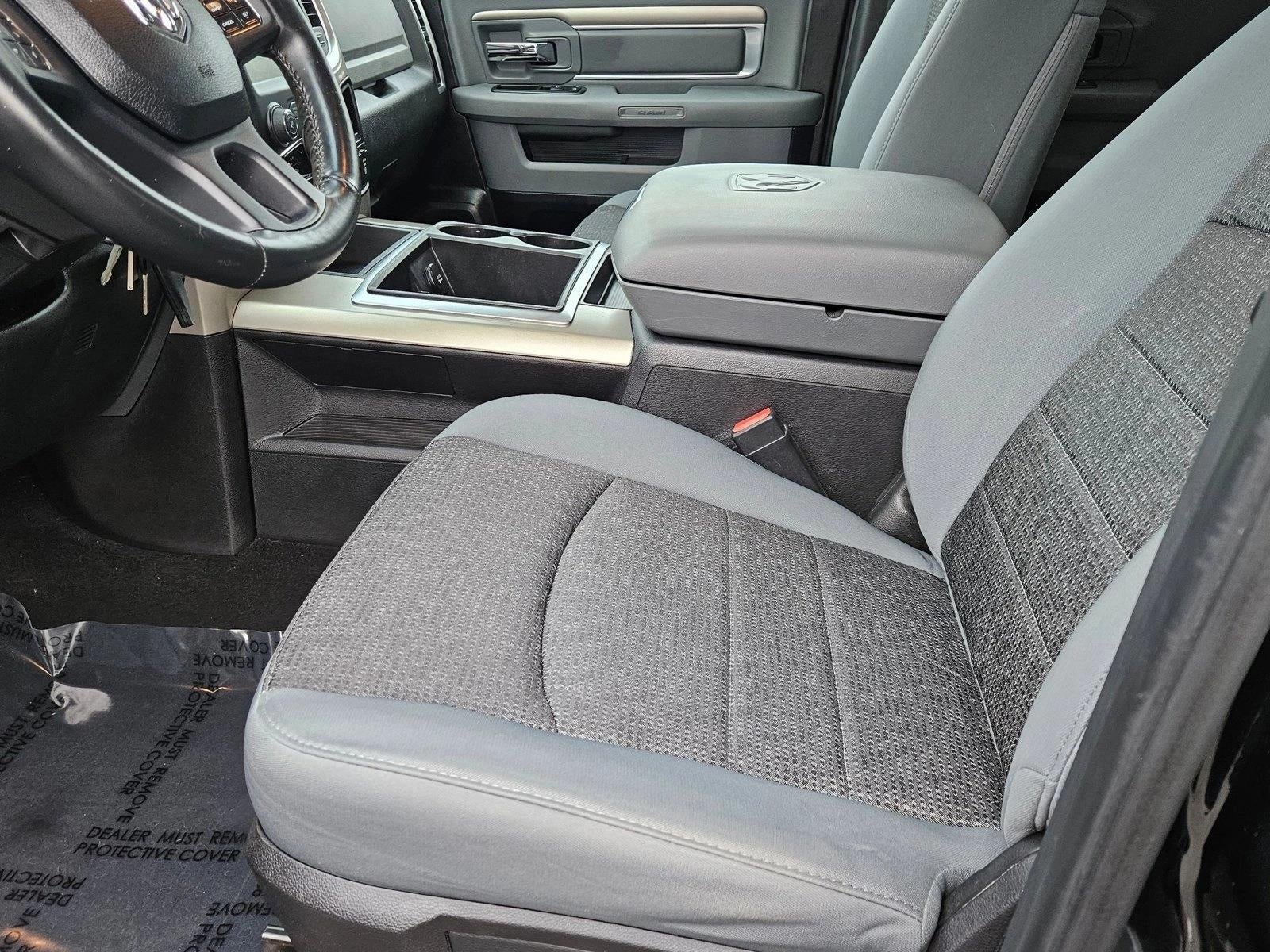 2014 RAM 1500 2WD Quad Cab 6.4 Ft Box Big Horn