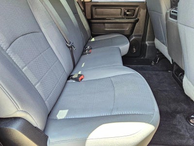 2014 RAM 1500 2WD Crew Cab 5.7 Ft Box Express
