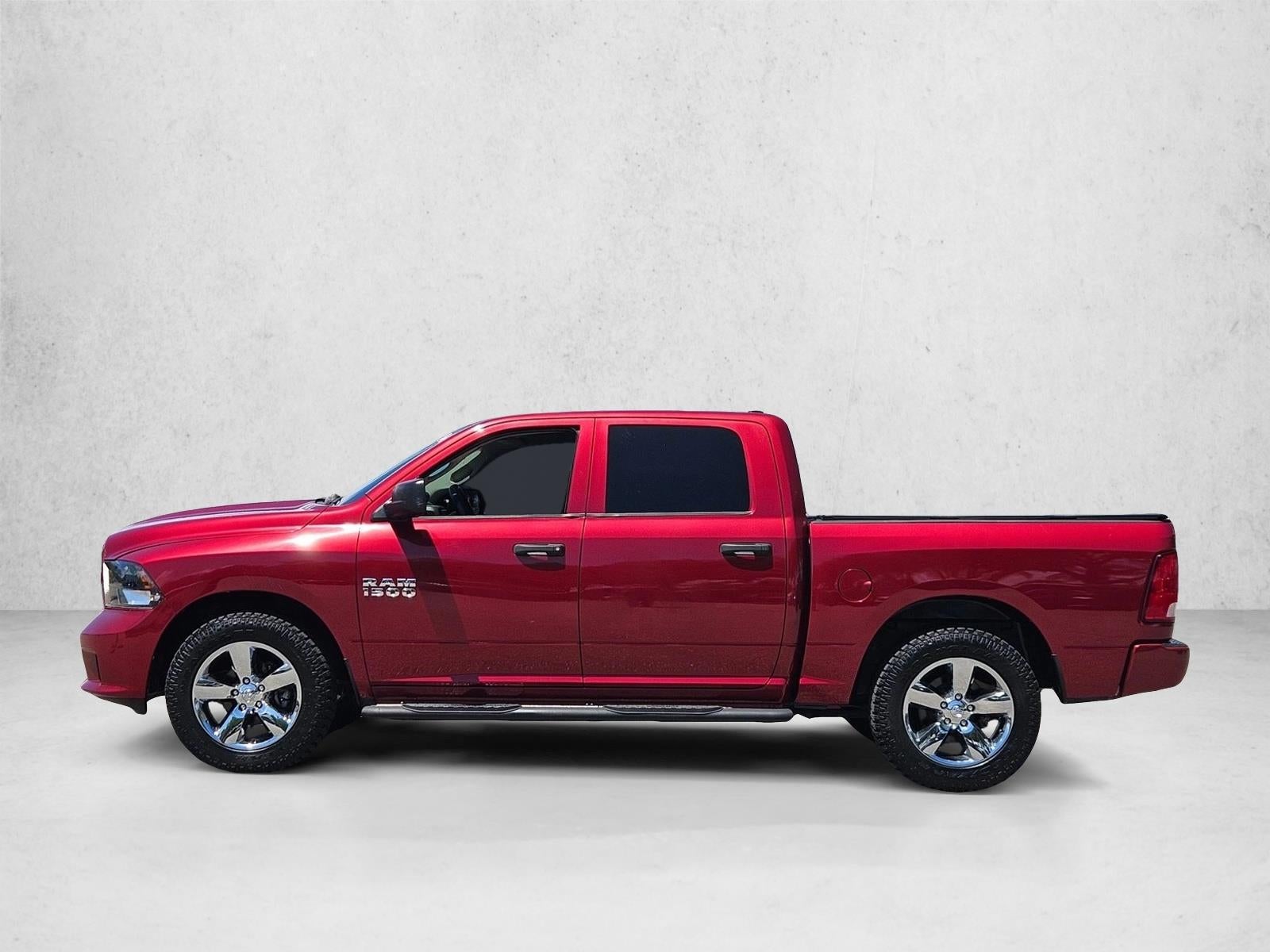 2014 RAM 1500 2WD Crew Cab 5.7 Ft Box Express
