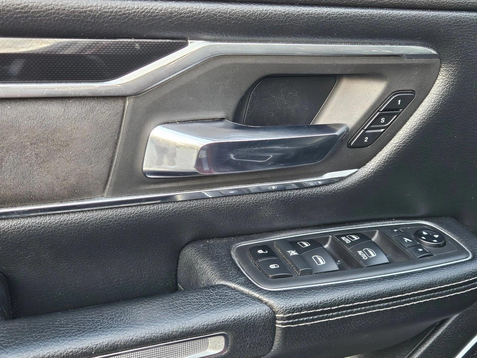 2019 RAM 1500 Laramie 4x4 Quad Cab 6'4" Box