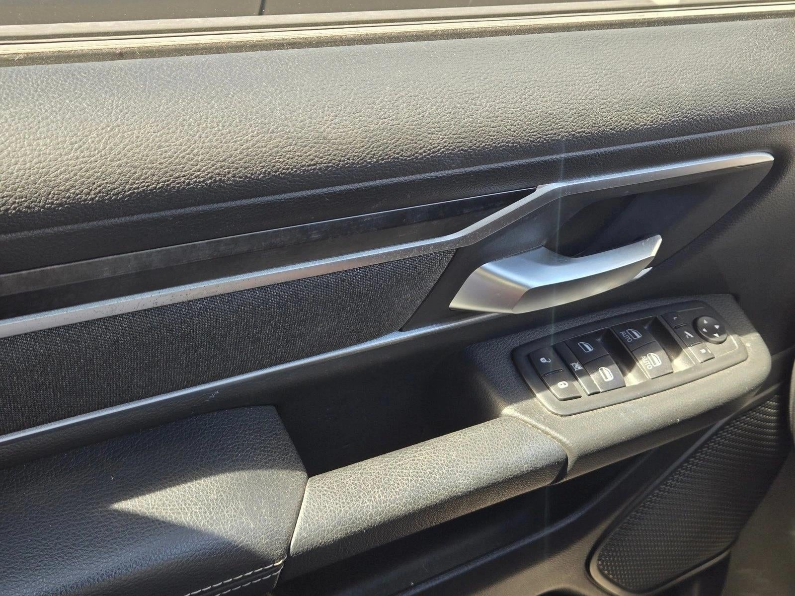 2020 RAM 1500 Big Horn 4x4 Crew Cab 5'7" Box