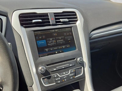 2016 Ford Fusion 4dr Sdn SE FWD