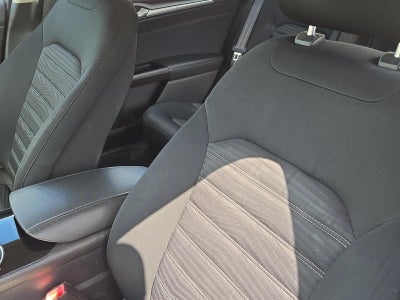 2016 Ford Fusion 4dr Sdn SE FWD