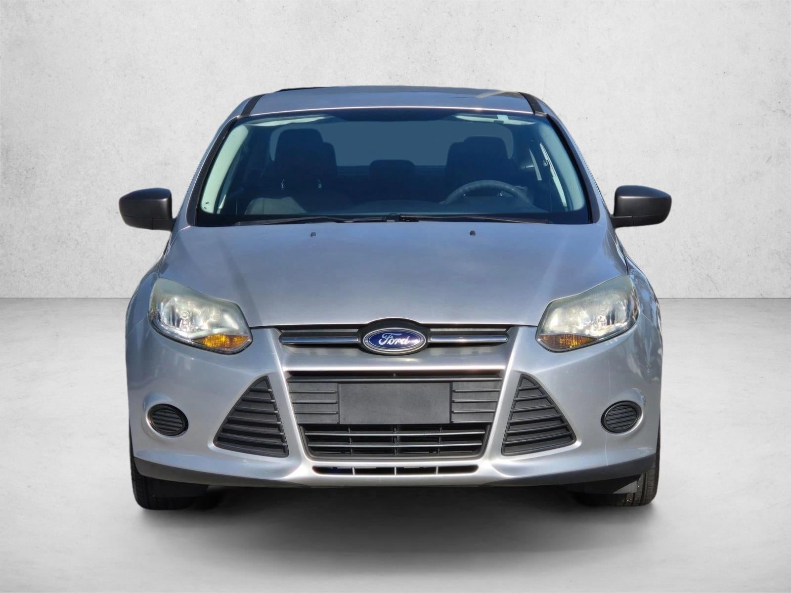 2014 Ford Focus 4dr Sdn S