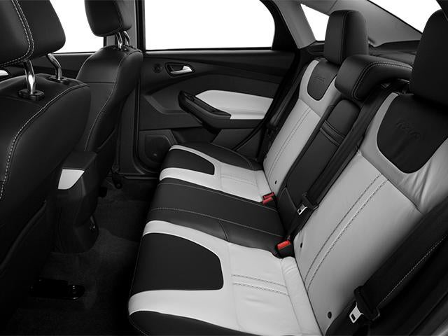 2014 Ford Focus 4dr Sdn S