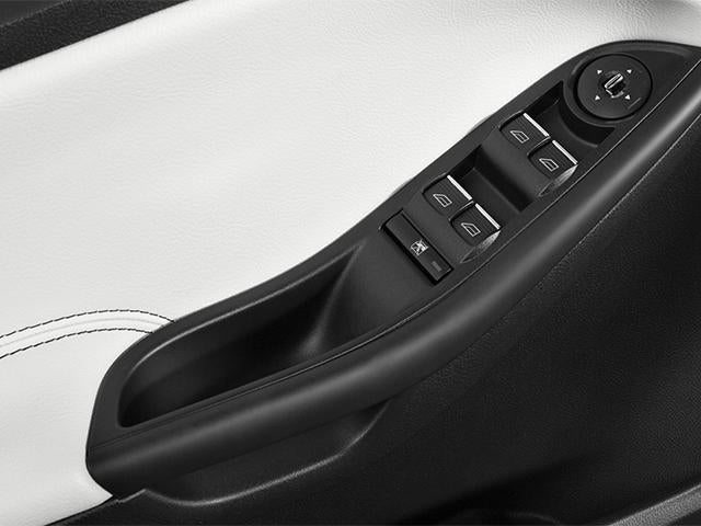 2014 Ford Focus 4dr Sdn S