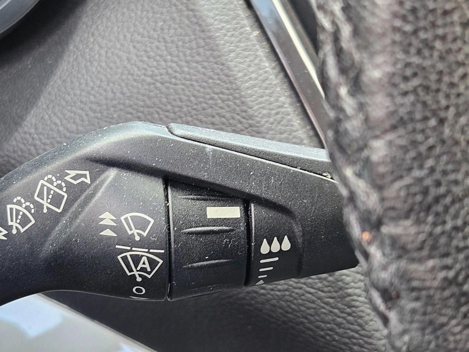 2015 Ford C-Max Hybrid 5dr HB SEL