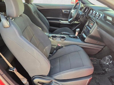 2015 Ford Mustang 2dr Conv V6