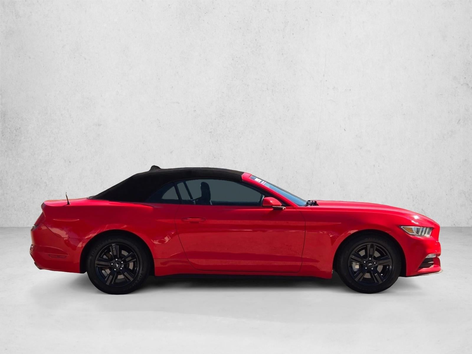 2015 Ford Mustang 2dr Conv V6