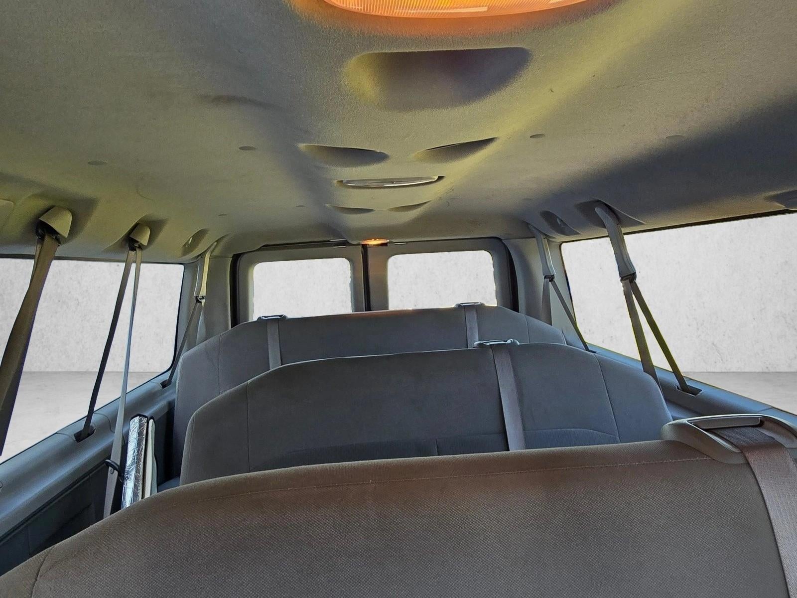 2013 Ford Econoline Wagon E-350 Super Duty XLT