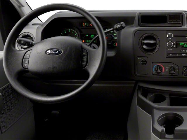 2013 Ford Econoline Wagon E-350 Super Duty XLT