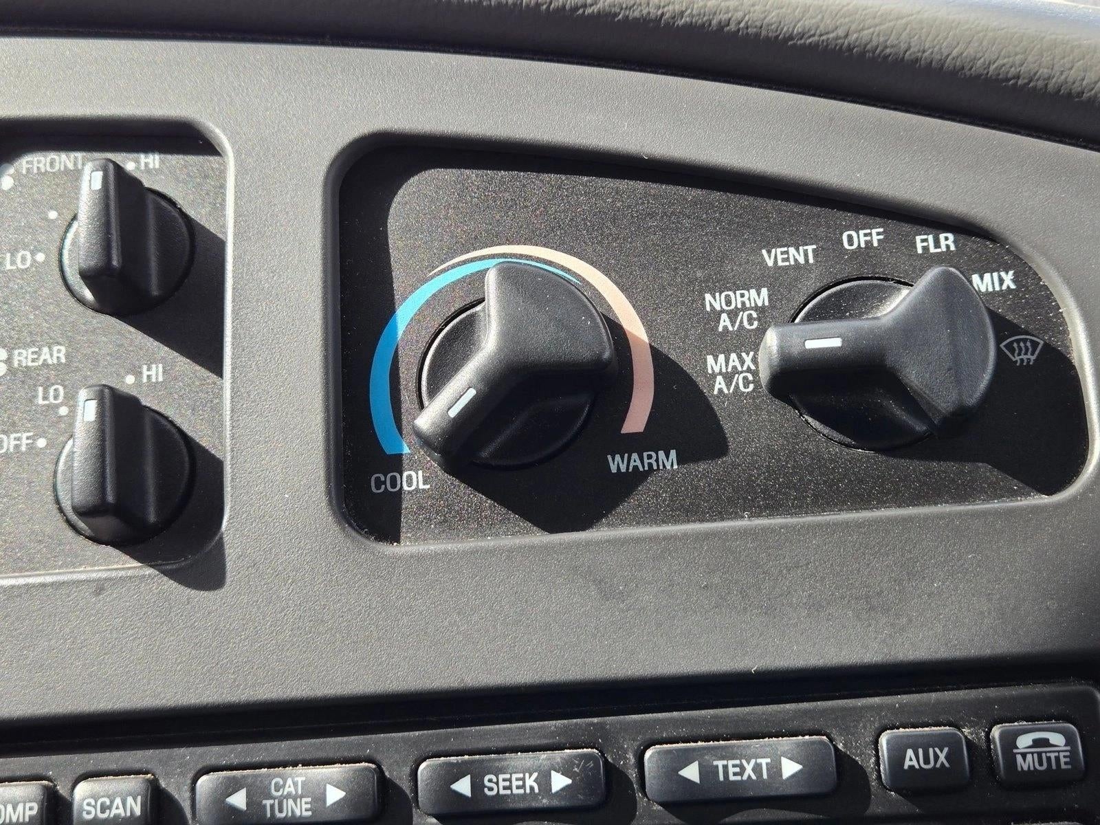 2008 Ford Econoline Wagon E-350 Super Duty Ext XLT