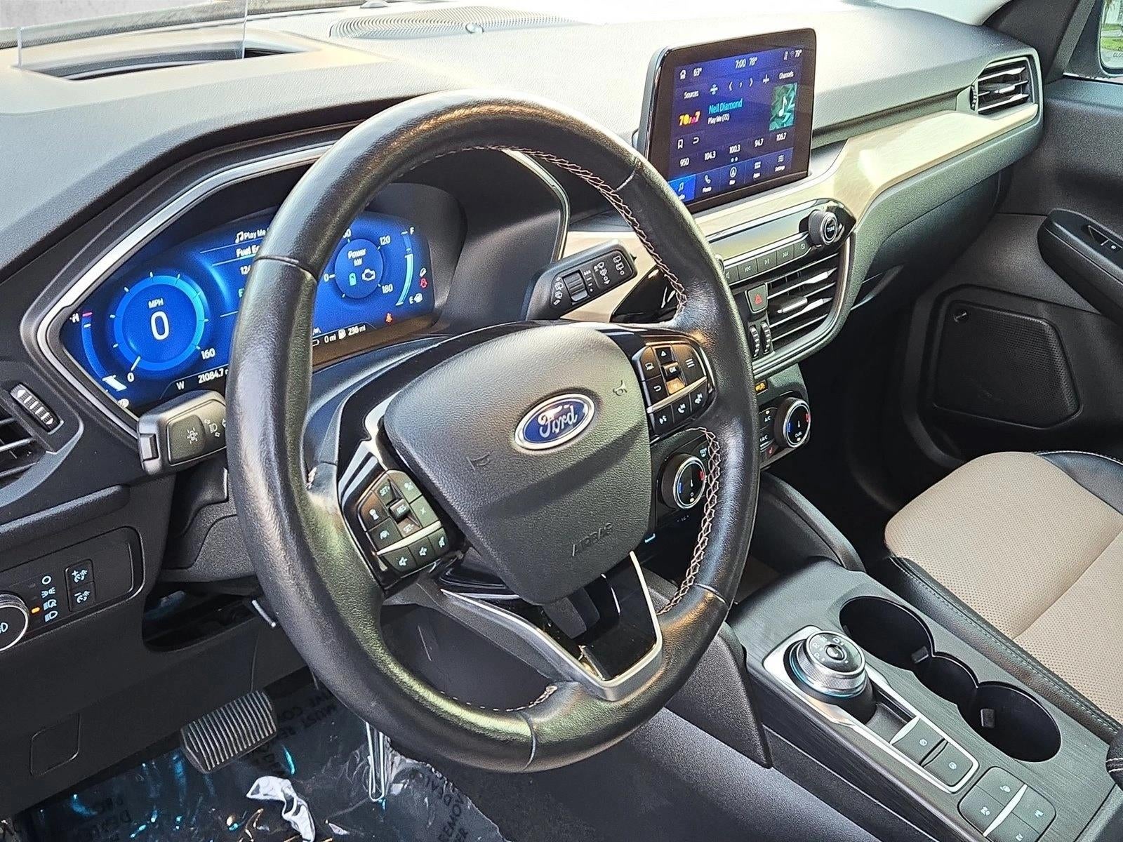 2022 Ford Escape Titanium Plug-In Hybrid FWD