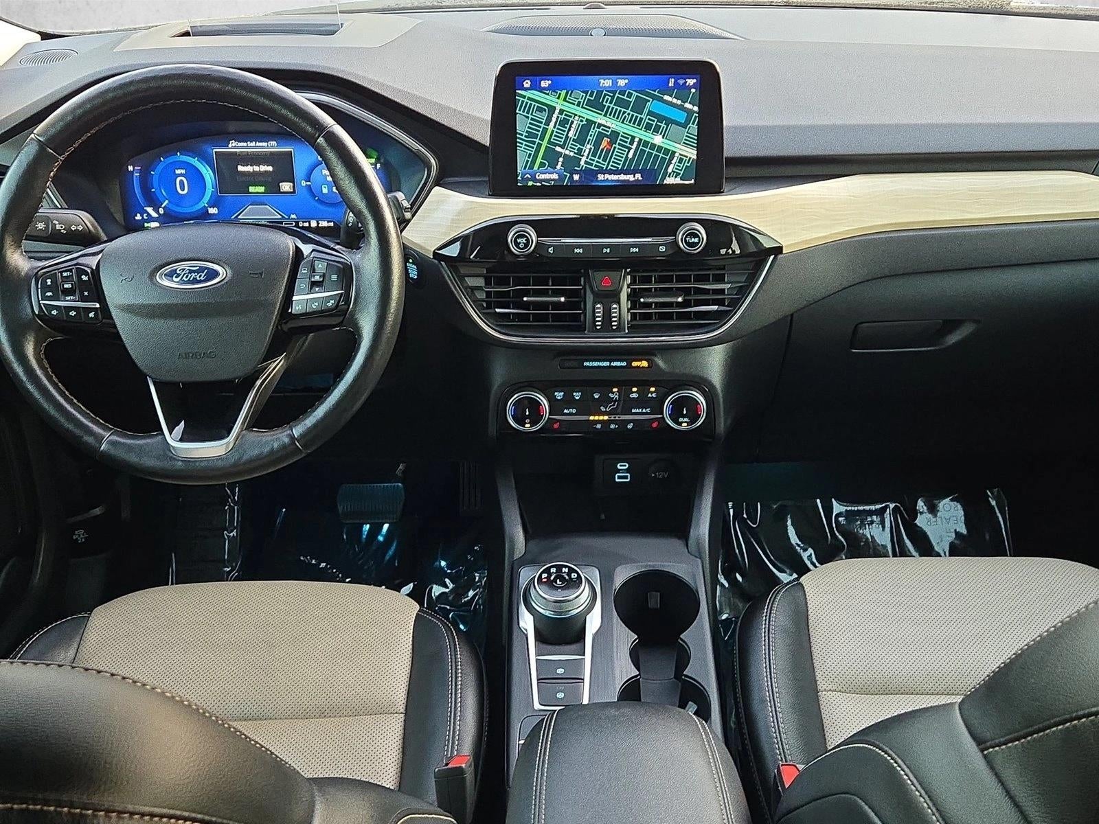 2022 Ford Escape Titanium Plug-In Hybrid FWD