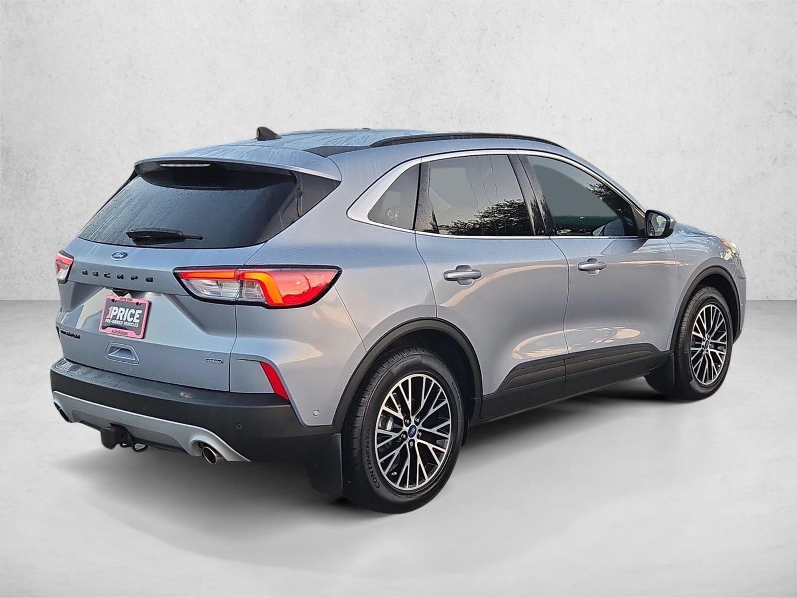 2022 Ford Escape Titanium Plug-In Hybrid FWD