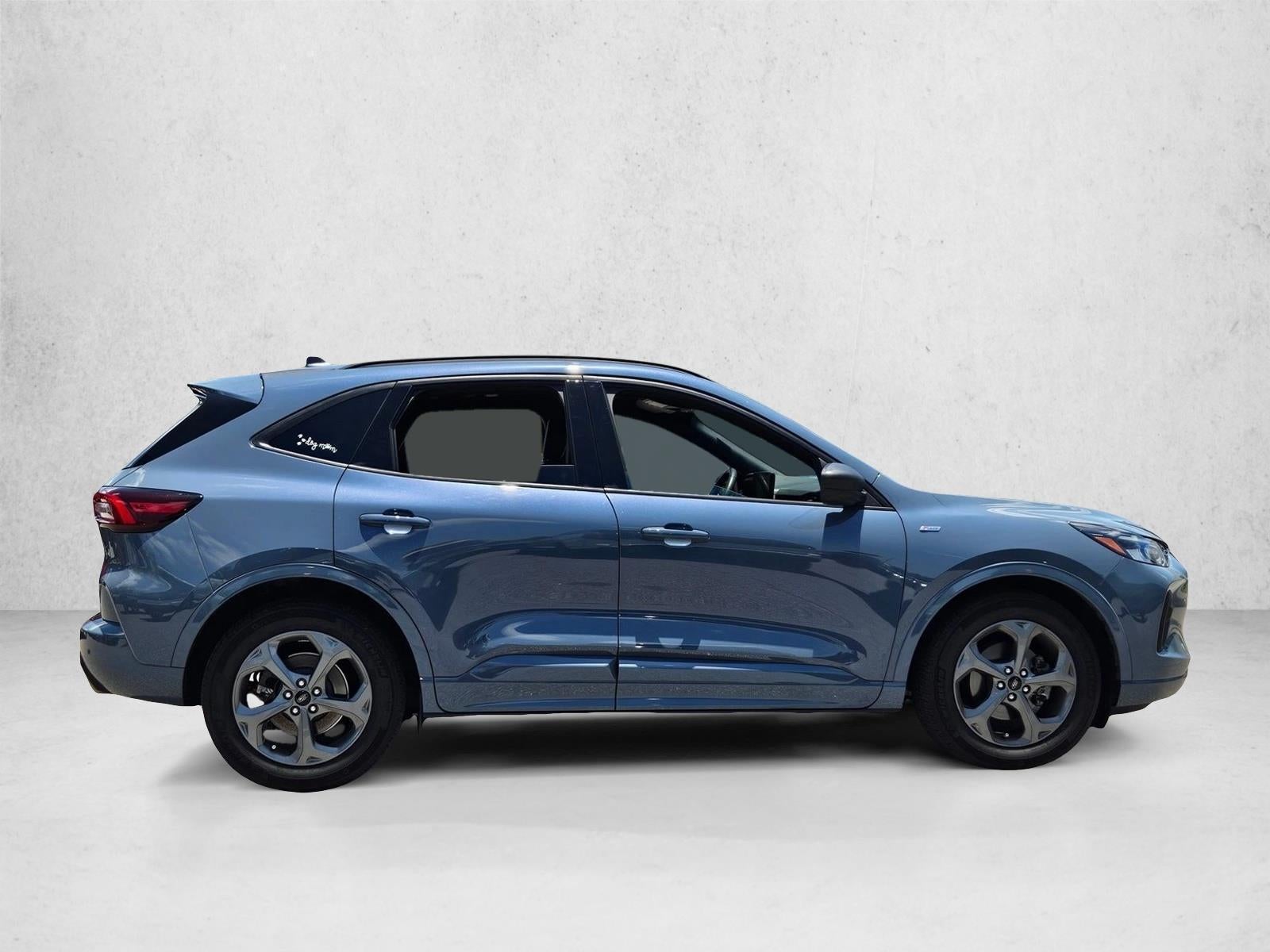 2023 Ford Escape ST-Line FWD