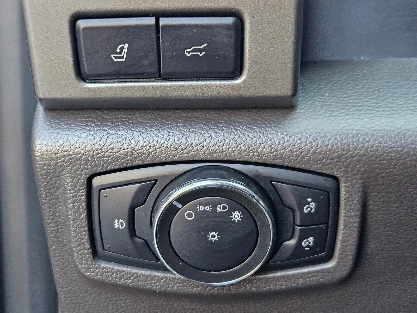 2021 Ford Expedition Max XLT 4x2