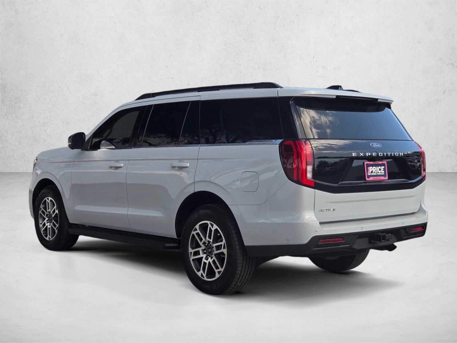 2025 Ford Expedition Active 4x2