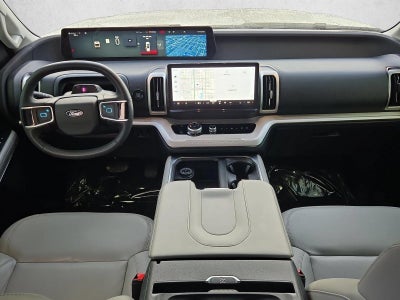2026 Ford Expedition Active 4x2