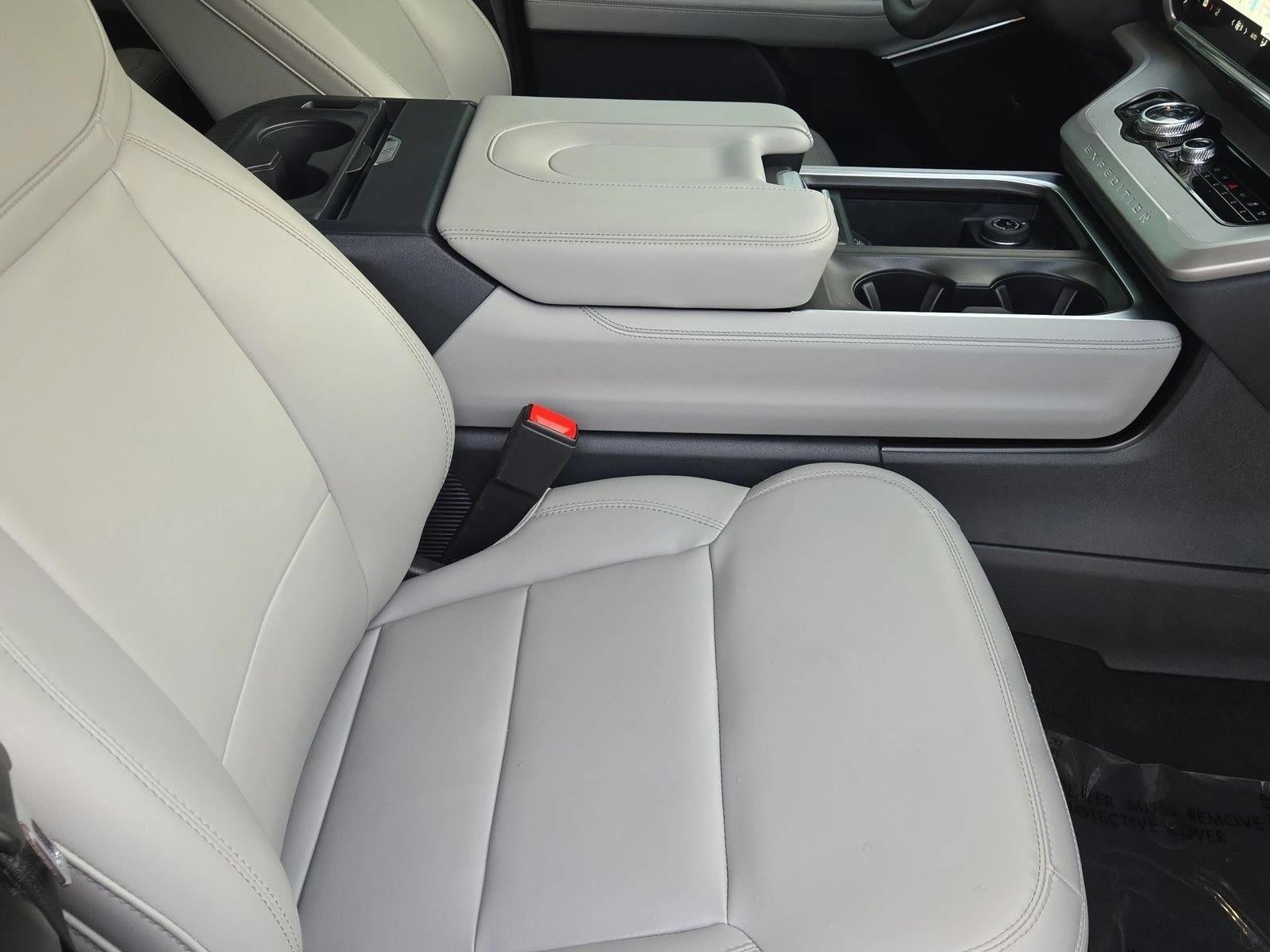 2026 Ford Expedition Active 4x2