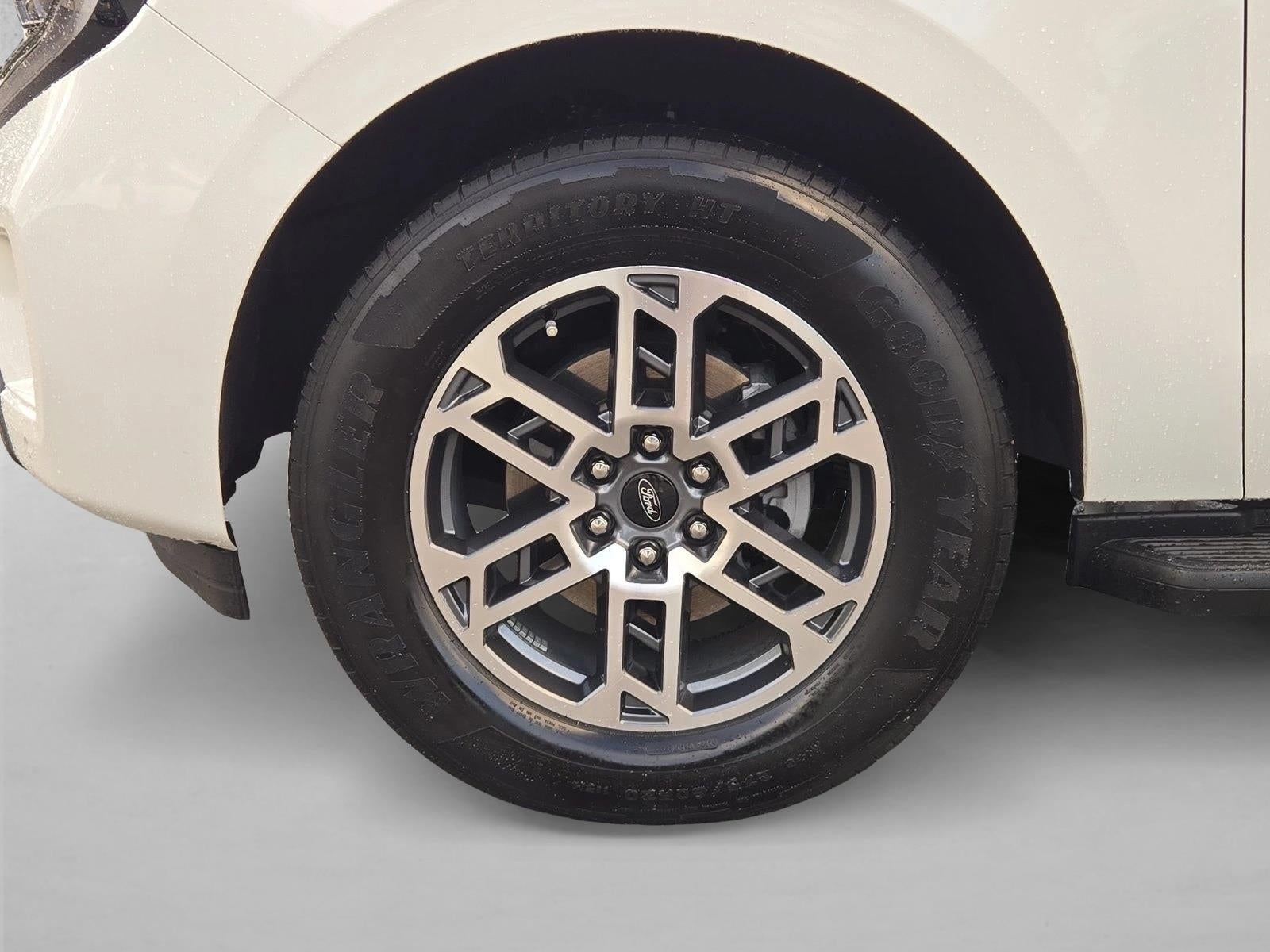 2026 Ford Expedition Active 4x2