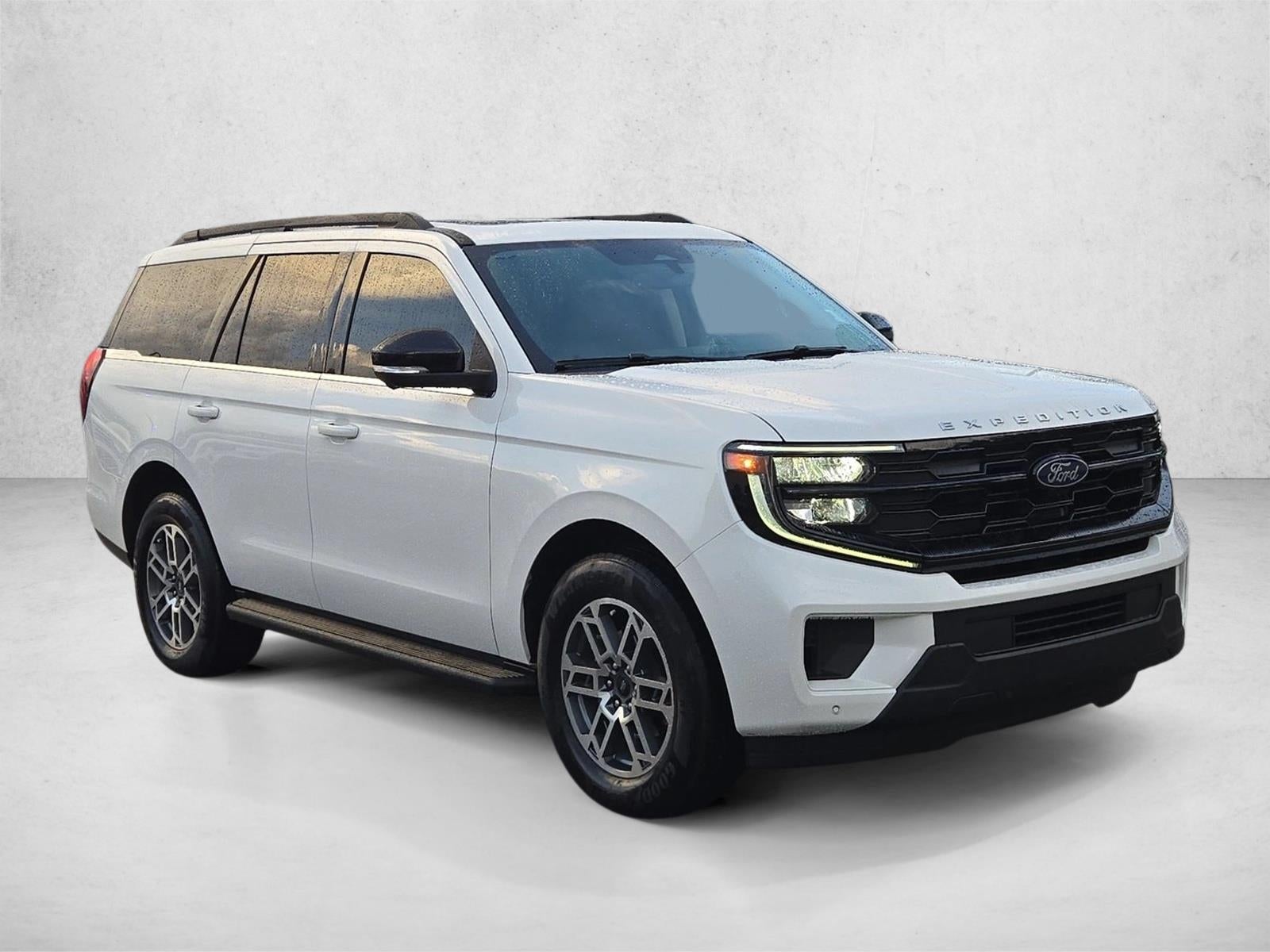 2026 Ford Expedition Active 4x2