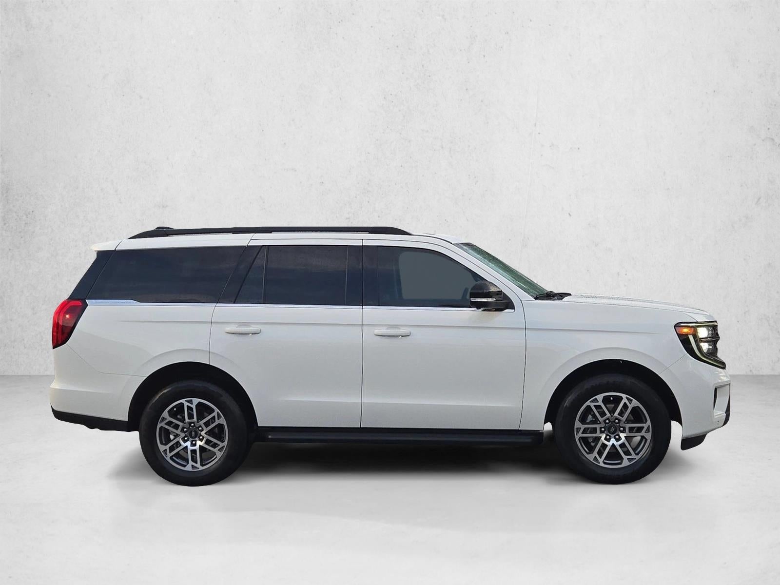 2026 Ford Expedition Active 4x2