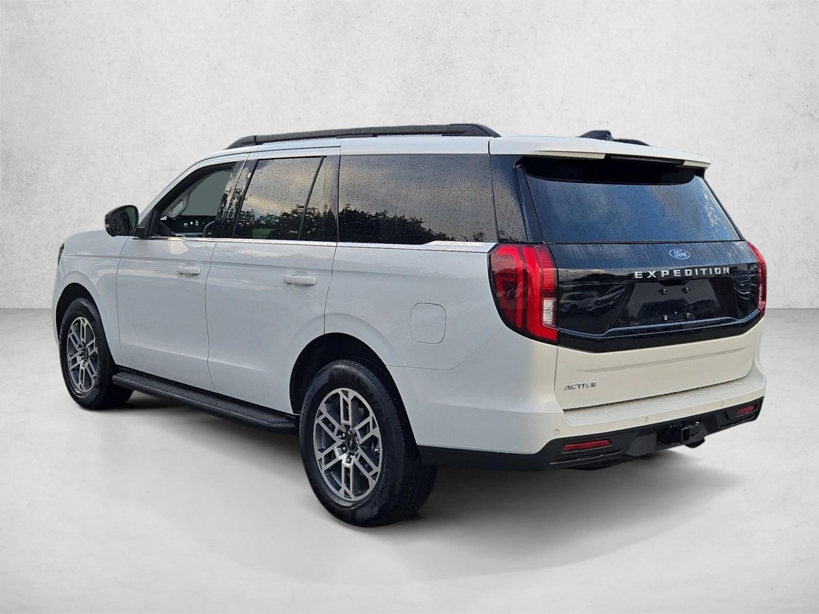 2026 Ford Expedition Active 4x2