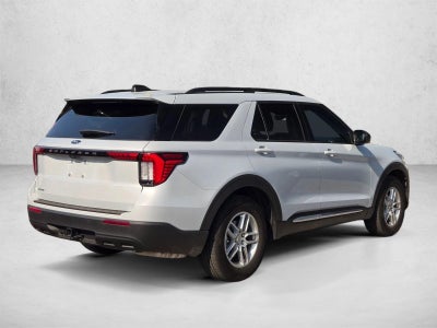 2025 Ford Explorer Active RWD