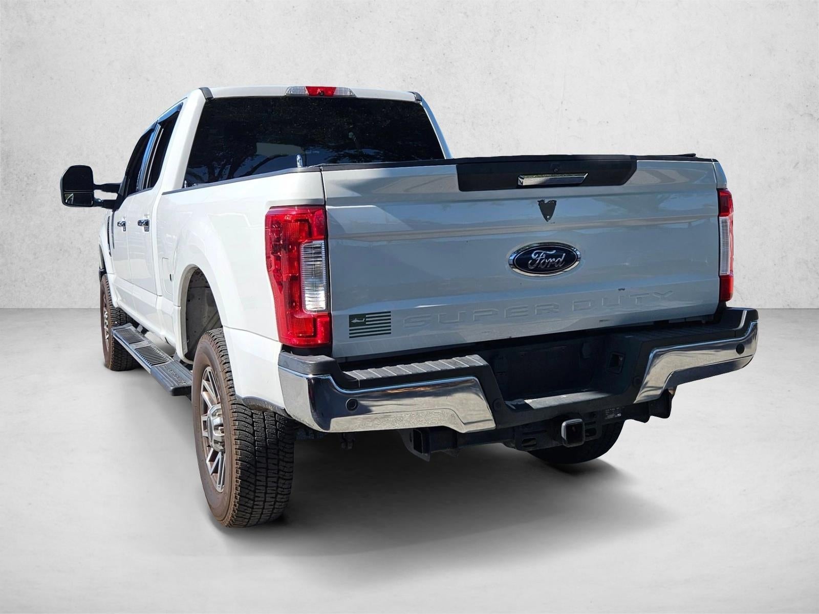 2018 Ford Super Duty F-250 SRW XLT 4WD Crew Cab 8' Box