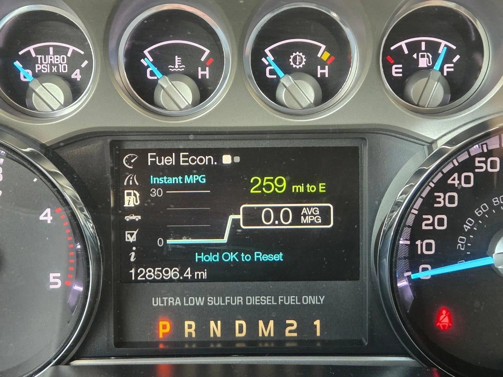 2013 Ford Super Duty F-250 SRW 4WD Crew Cab 6-3/4 Ft Box Platinum