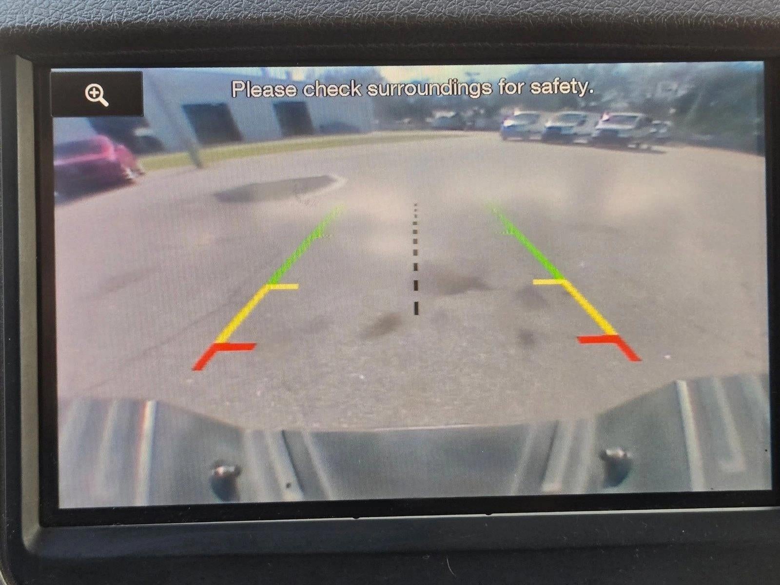 2013 Ford Super Duty F-250 SRW 4WD Crew Cab 6-3/4 Ft Box Platinum