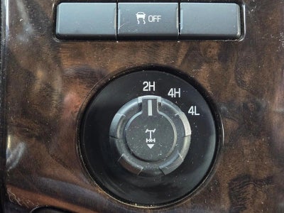 2013 Ford Super Duty F-250 SRW 4WD Crew Cab 6-3/4 Ft Box Platinum