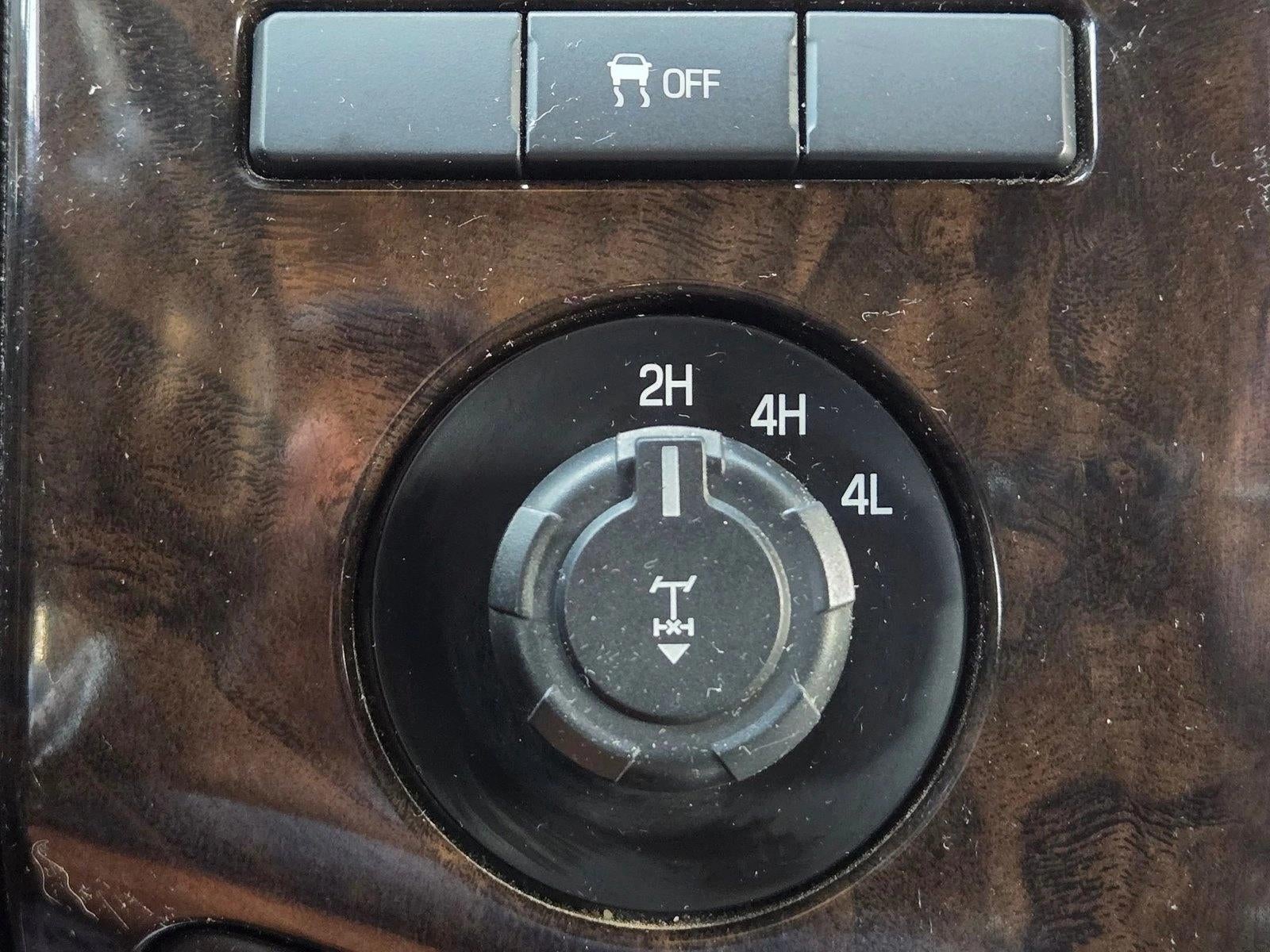 2013 Ford Super Duty F-250 SRW 4WD Crew Cab 6-3/4 Ft Box Platinum