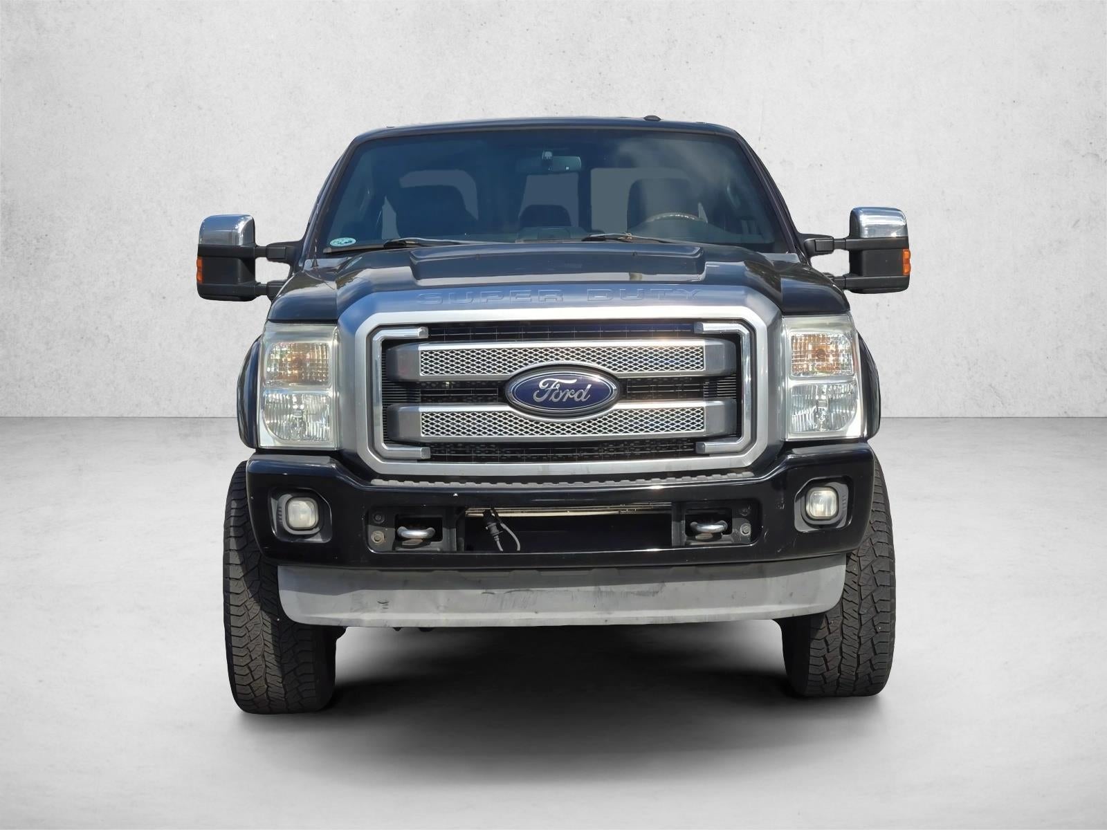 2013 Ford Super Duty F-250 SRW 4WD Crew Cab 6-3/4 Ft Box Platinum
