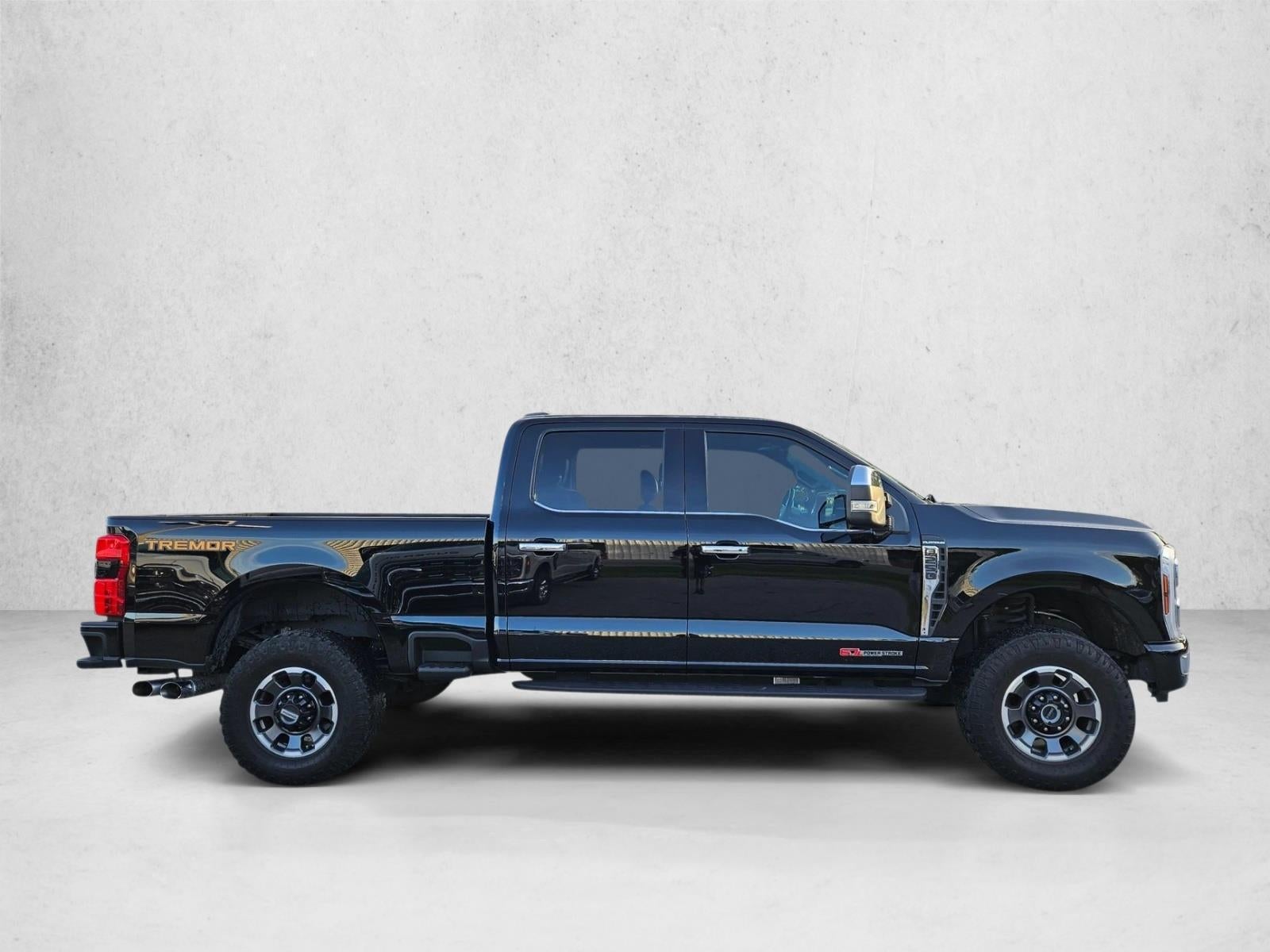 2024 Ford Super Duty F-250 SRW Platinum 4WD Crew Cab 6.75' Box