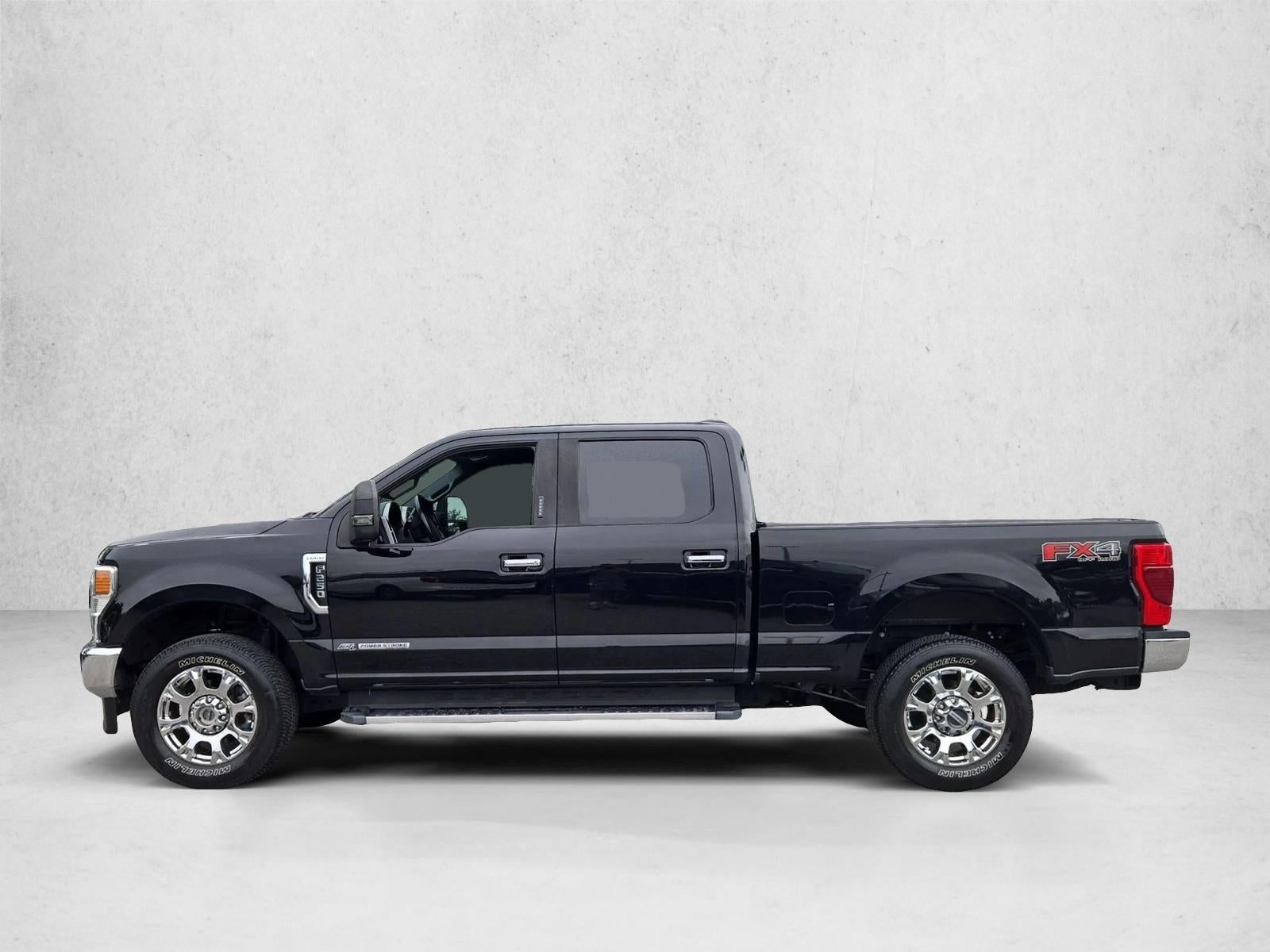 2022 Ford Super Duty F-250 SRW LARIAT 4WD Crew Cab 6.75' Box