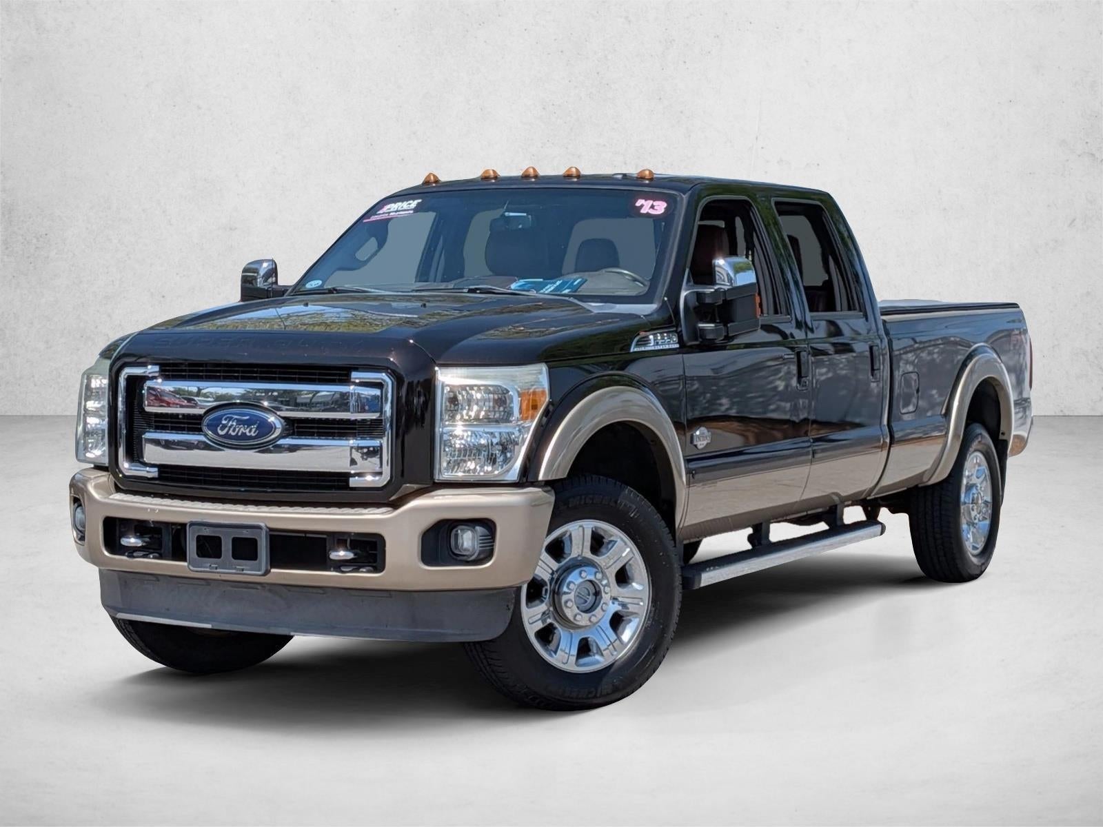 2013 Ford Super Duty F-350 SRW 4WD Crew Cab 8 Ft Box King Ranch