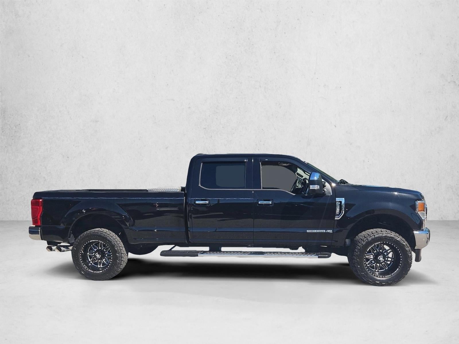 2020 Ford Super Duty F-350 SRW LARIAT 4WD Crew Cab 6.75' Box