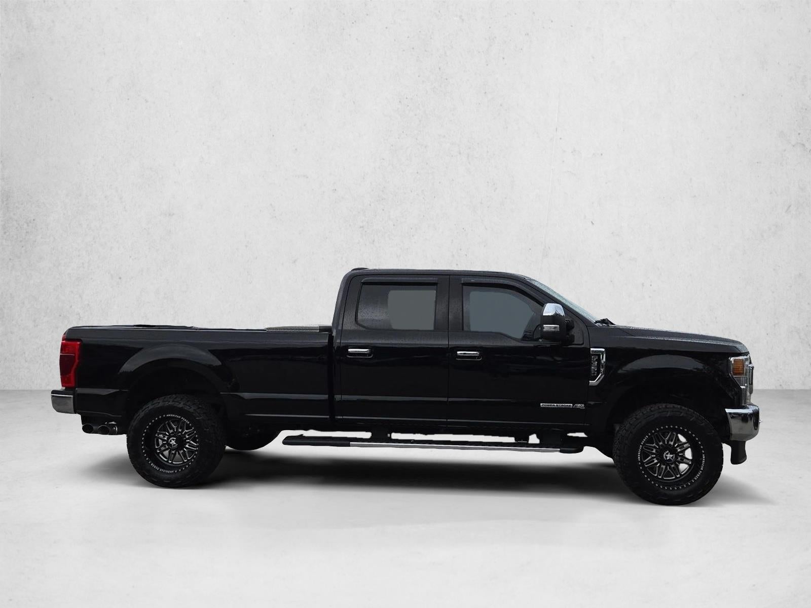 2020 Ford Super Duty F-350 SRW LARIAT 4WD Crew Cab 6.75' Box
