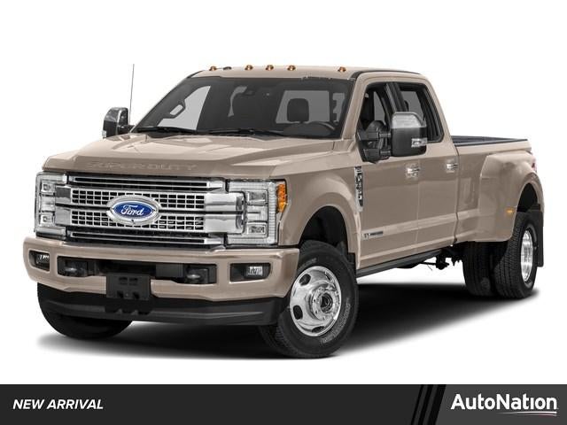 2018 Ford Super Duty F-350 DRW Platinum 4WD Crew Cab 8' Box